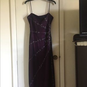JSBoutique purple dress. Size 6
